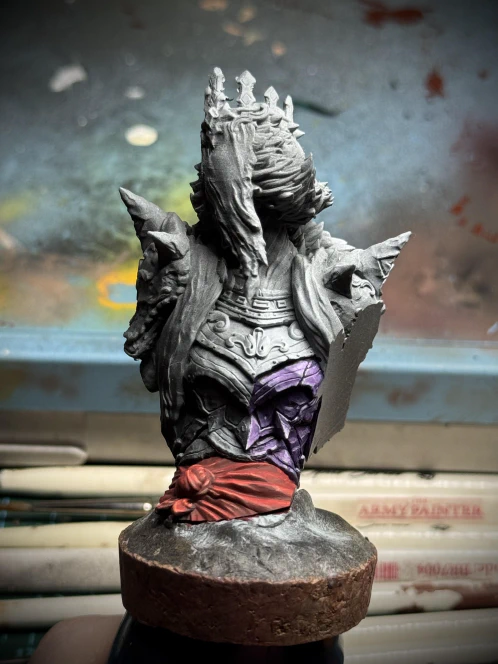 The same spooky lady, now with a spooky red sash.