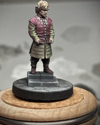 A generally much softer and less contrasty greyscale replaces the big black blotch on the steps of the mini. It’s not particularly interesting, but that’s ultimately the point, it shouldn’t actually draw the eye. It still may or may not actually look like a cast shadow 🤷‍♂️.