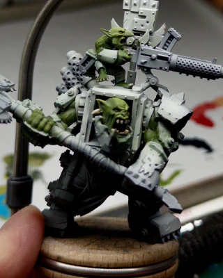 A little bit of detailing has been added to the faces and some variation to the skin tone, just to see how obvious any mask lines might be.