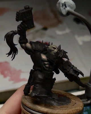 A much more ‘olive drab’ attempt at green via non-greens this time around, compared to the much more saturated look I tend to prefer. If I can get a vibrant enough red to contrast it maybe I’ll finally Blanchitsu something?