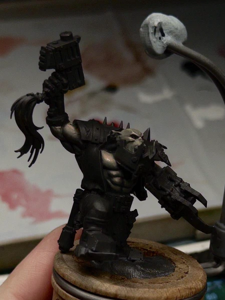 A much more ‘olive drab’ attempt at green via non-greens this time around, compared to the much more saturated look I tend to prefer. If I can get a vibrant enough red to contrast it maybe I’ll finally Blanchitsu something?